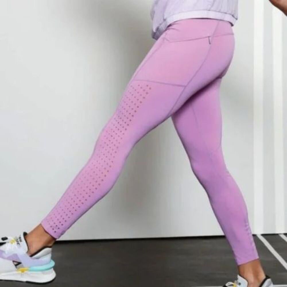 NWT Athleta Contender Laser Cut 7/8 Workout Tight | 2X